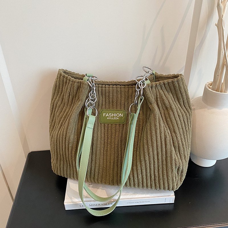 Large Capacity Corduroy Chain Underarm Tote Bag For Women